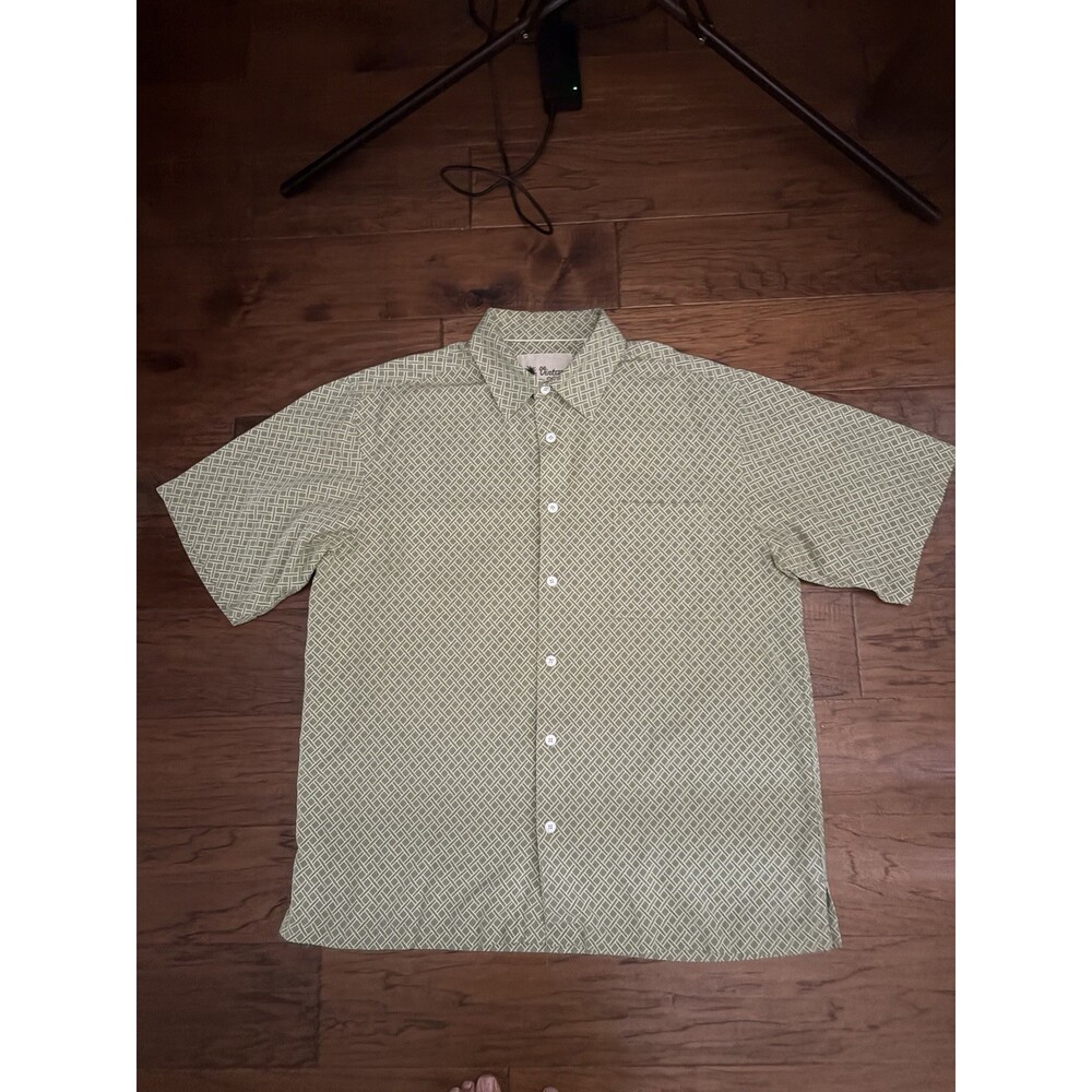 Vintage Silk Circa 1969 Brand 100% Silk Green White Diamond Shirt Large  Men's